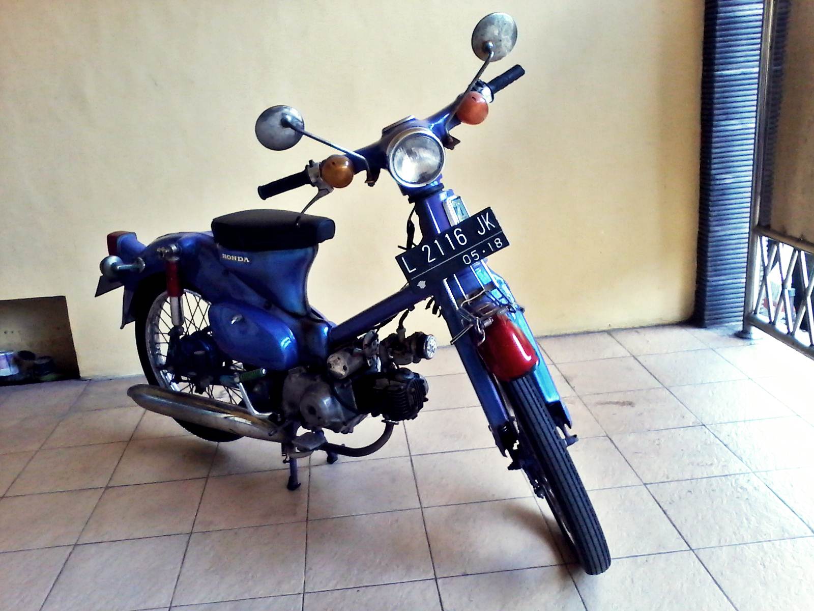 Honda CB Jual  Motor Bekas  Surabaya  Jual  Motor Bekas  